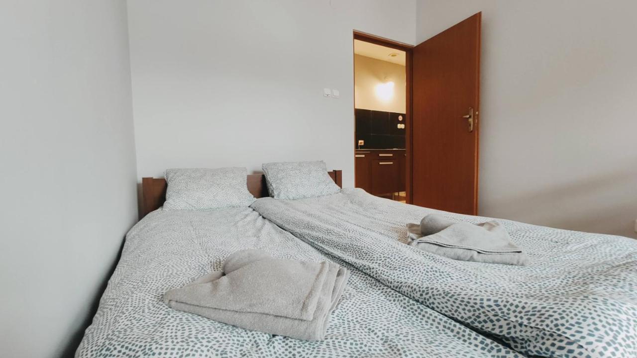 Florianska 10 By Homeprime Krakow Ngoại thất bức ảnh