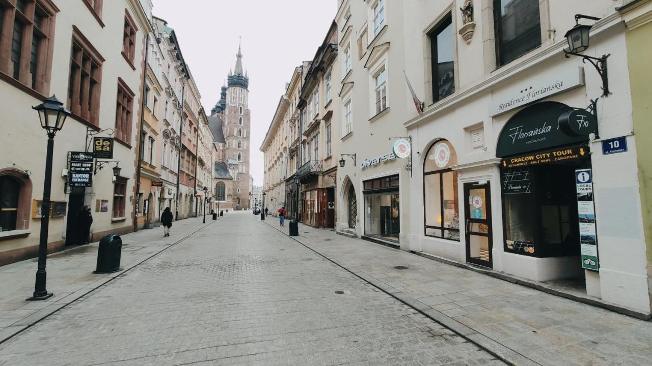 Florianska 10 By Homeprime Krakow Ngoại thất bức ảnh