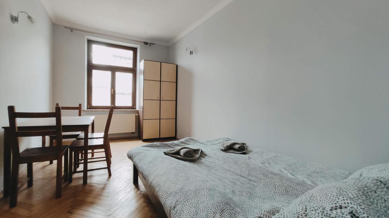 Florianska 10 By Homeprime Krakow Ngoại thất bức ảnh